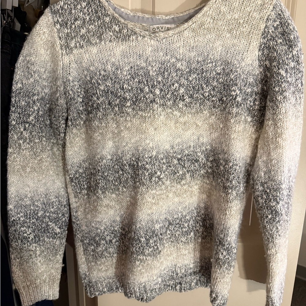 Orvis Women's Gray Metallic Thread Silver Sweater